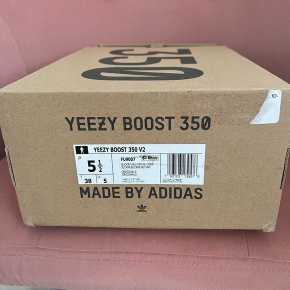 Yeezy Boost 350 Reflective - Picture 6 of 9